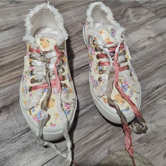 Superga x LoveShackFancy 2750 Flower Fringed Sneakers Sz 8 - Picture 9 of 16